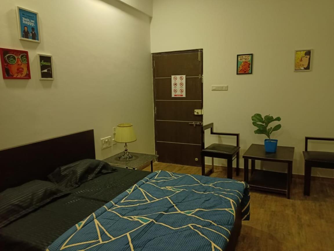 Marigold Stay Jambhulpada Luaran gambar